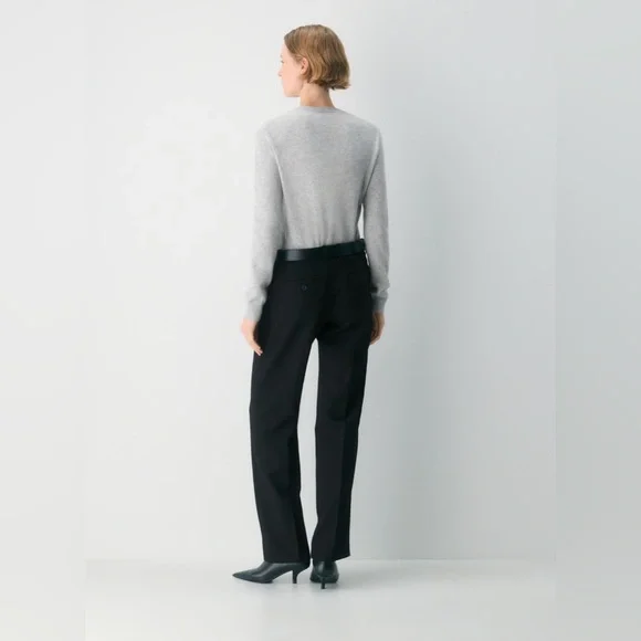 NWT - Babaton Stakeholder Wool Pant - Size 6 - Black - Picture 5 of 7
